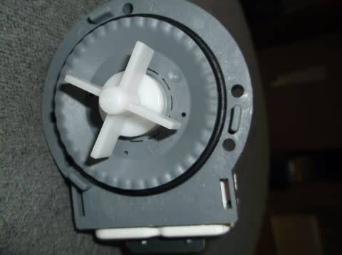 SAMSUNG WASHING MACHINE DRAIN PUMP (  SPECIAL / NORMALLY R240.00 EACH )